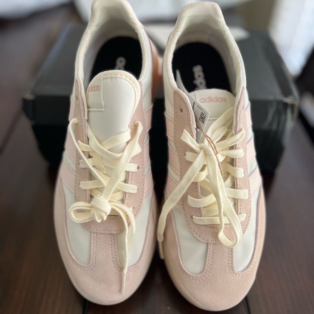 Adidas Barreda Decode Pink and White Sneakers with Suede and Mesh - Picture 3 of 13